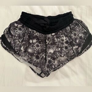 Lululemon Hotty Hot Shorts Size 4
